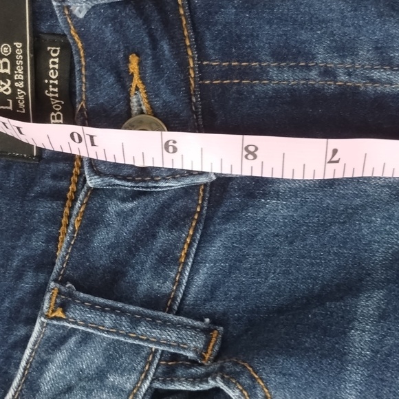 L&B boyfriend distressed front jeans size 10 lucky & blessed - Picture 7 of 8